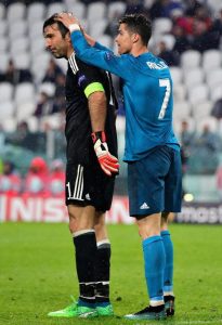 Lire la suite à propos de l’article Pinterest: Juventus 0 Real Madrid 3 : Cristiano Ronaldo ovationné à l’Allianz Stadium