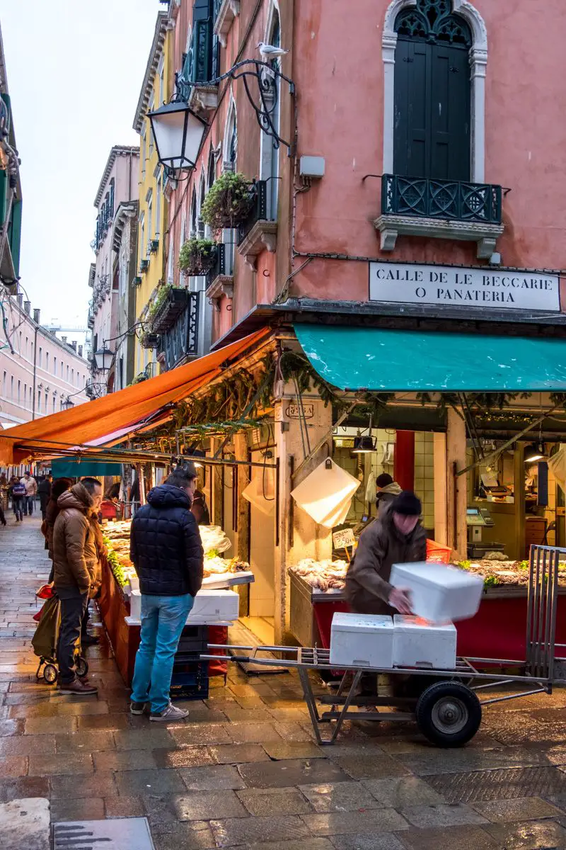 Pinterest: Mercato di Rialto: Markttag in Venedig | individualicious