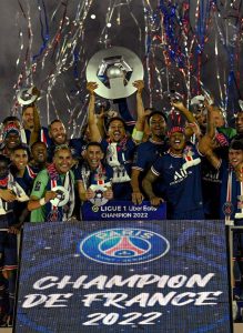 Lire la suite à propos de l’article Pinterest: PSG Ligue 1 2021-22 Champions