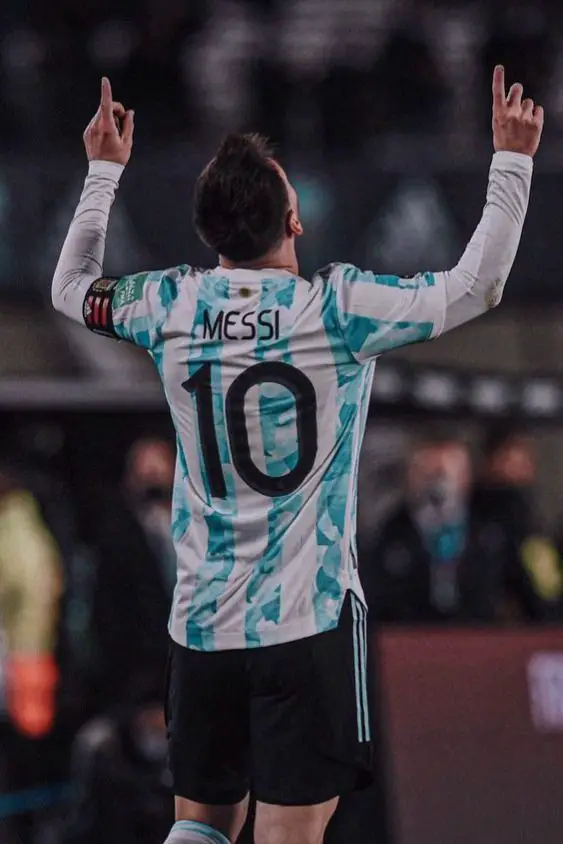 Soccer sur RS Pinterest: Lionel Messi footballeur d’origine argentine