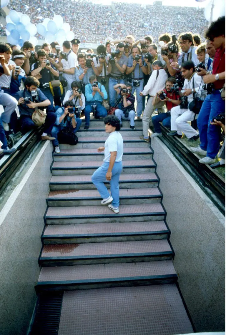 Football Diego Maradona : le plus grand footballeur de tous les temps – Une vie en images – Flashbak
|Pinterest